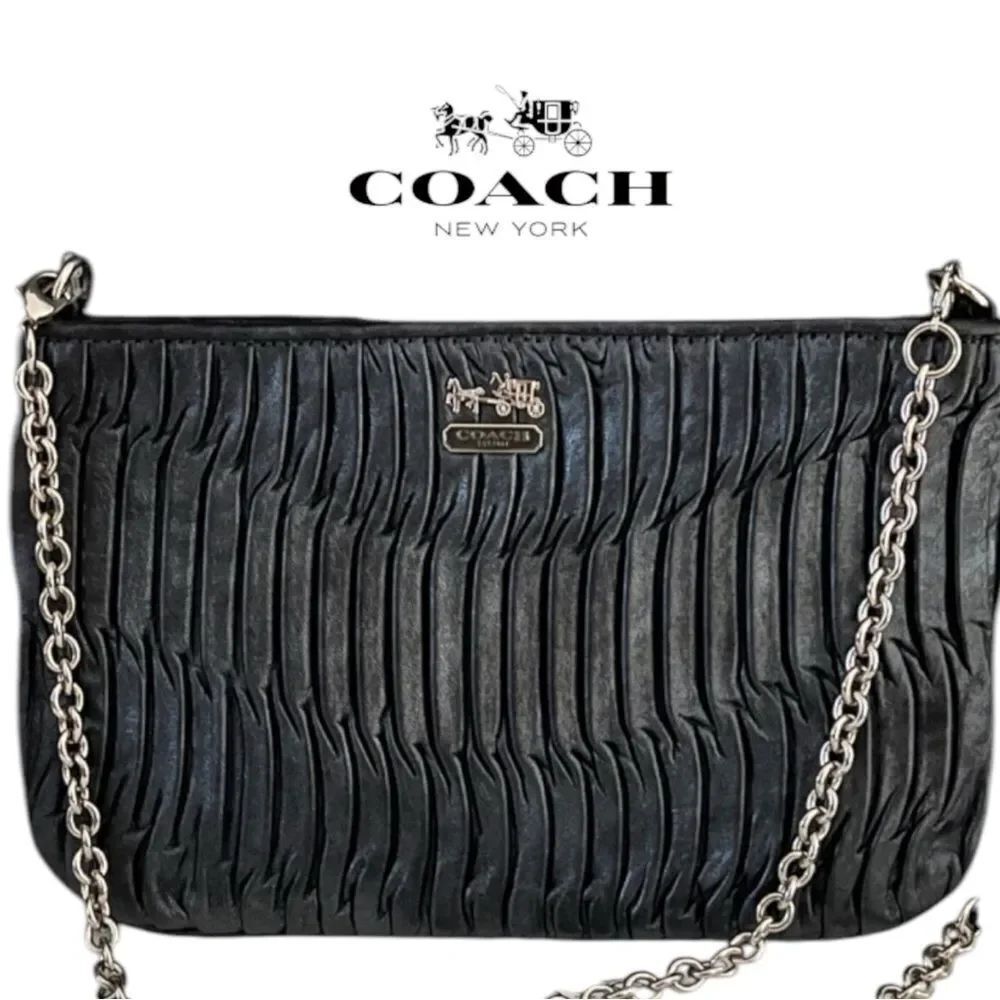 Coach Madison Gathered Leather Zip Crossbody Clutch Black Silver Bag Purse